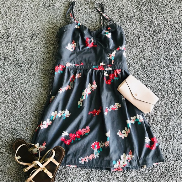 American Eagle Outfitters Dresses & Skirts - American Eagle Outfitters Sun Dress